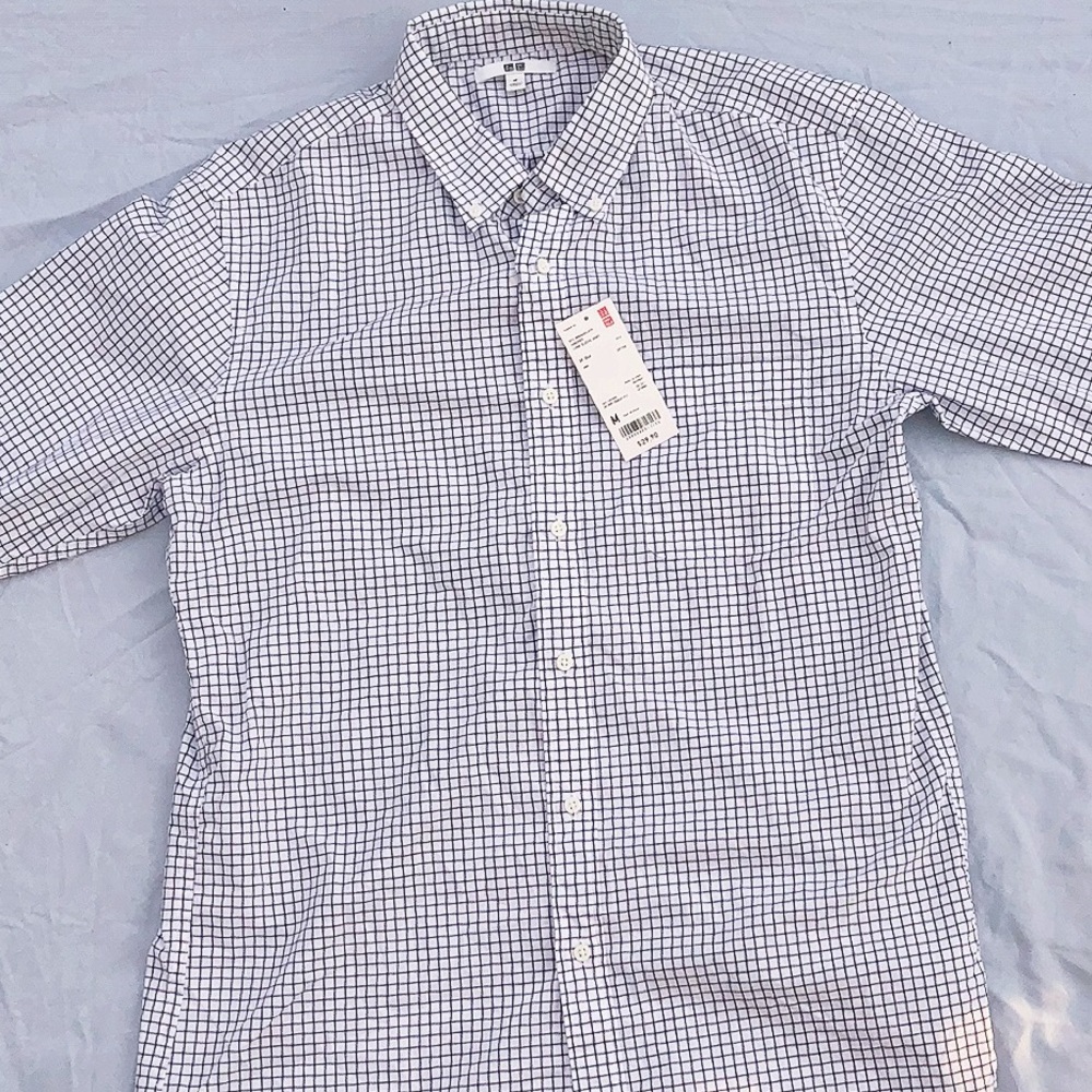 Uniqlo men’s button down shirt